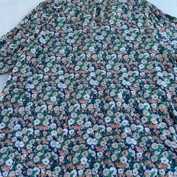 Cynthia Rowley Women's Plus Blouse - Picture 5 of 10